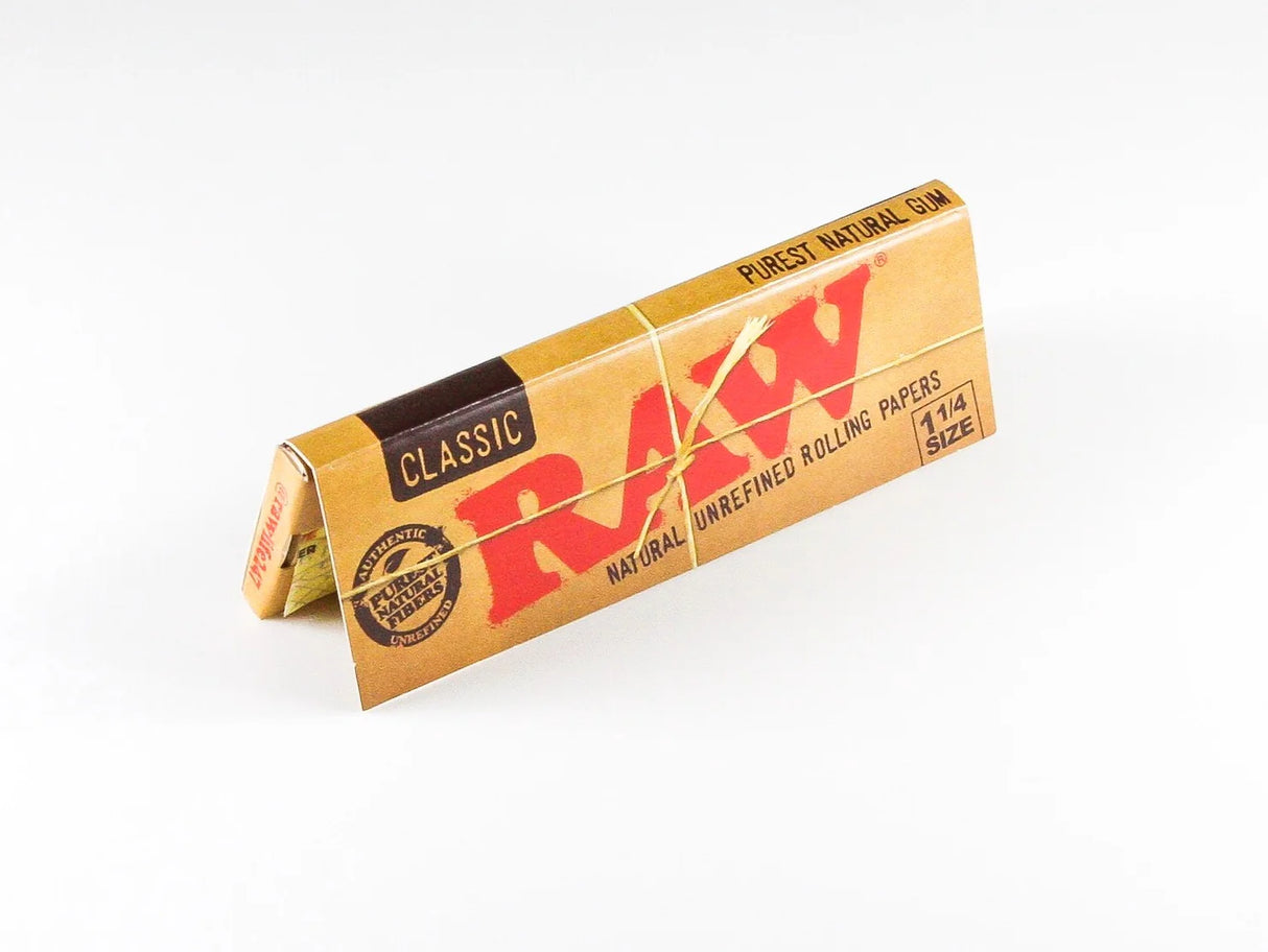 Raw 1 1/4 Rolling Papers