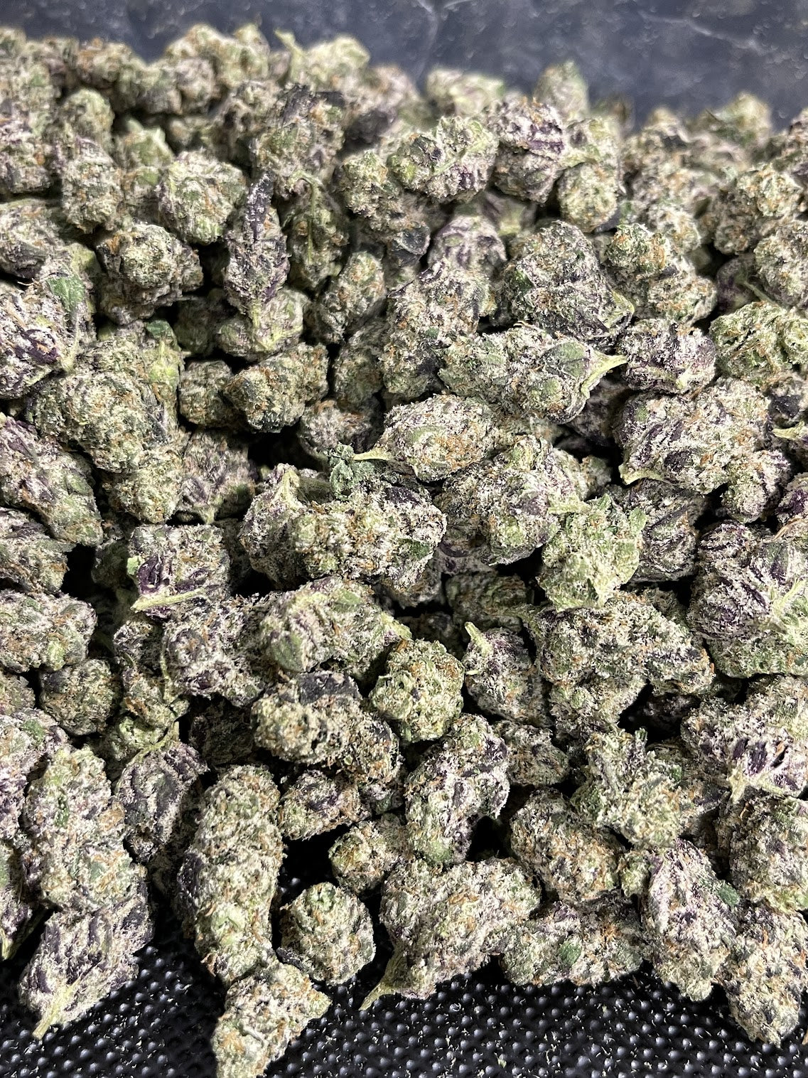 High hippy Premium Flower (3.5 jars)