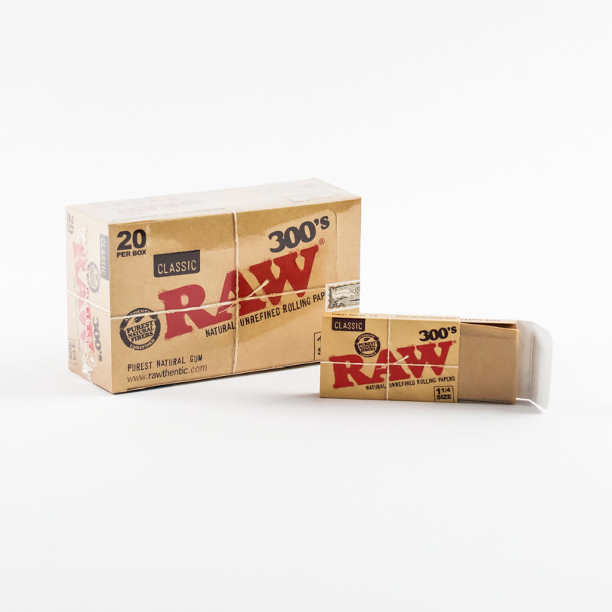 RAW 300CT 1 1/4 CLASSIC ROLLING PAPERS.